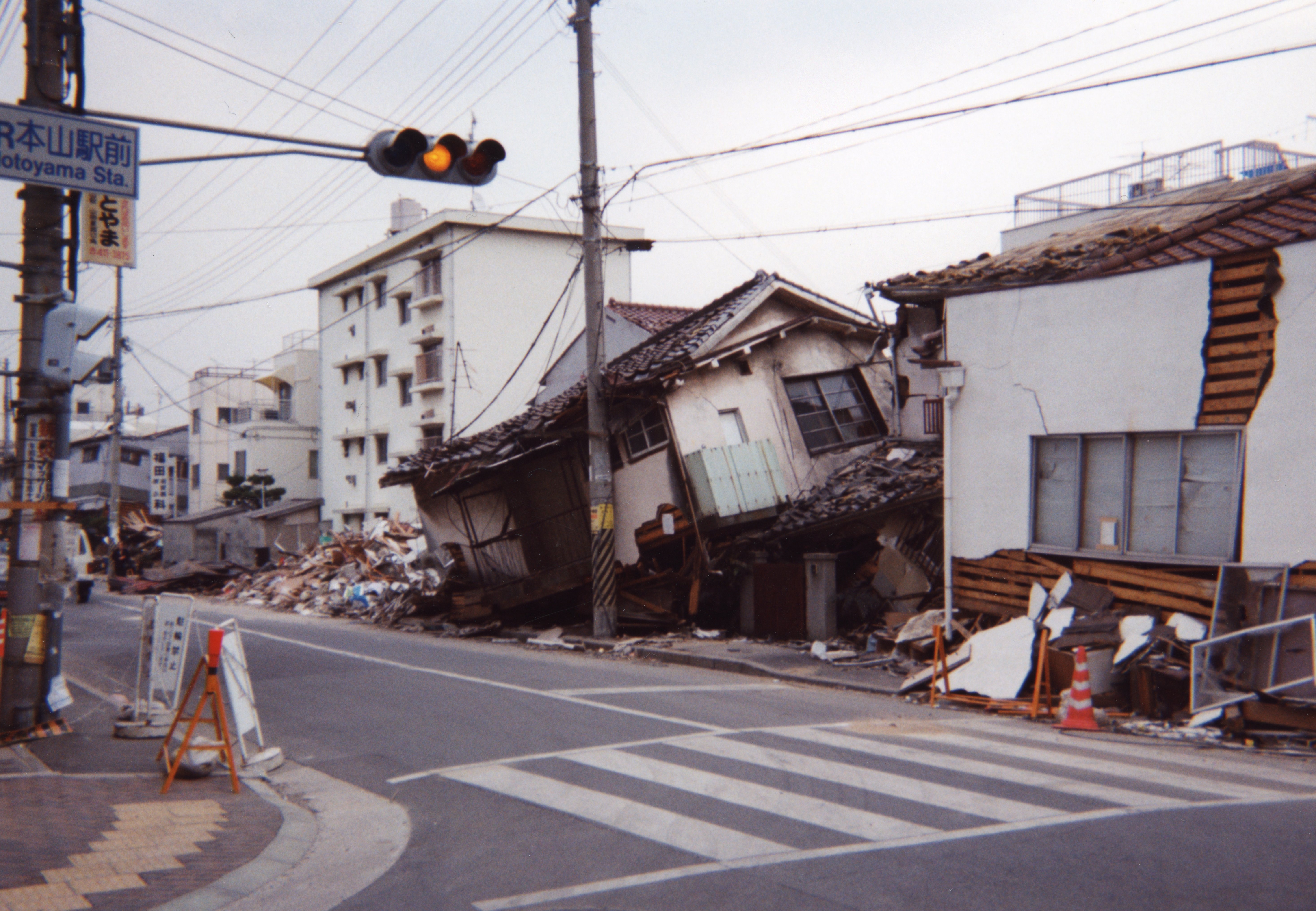 JR摂津本山駅周辺
